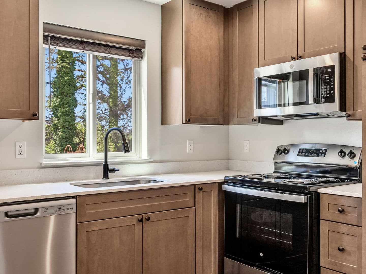 Jetty Stone Apartments ~ Jetty Stone LLC 26-04266 JSL 5 of 13