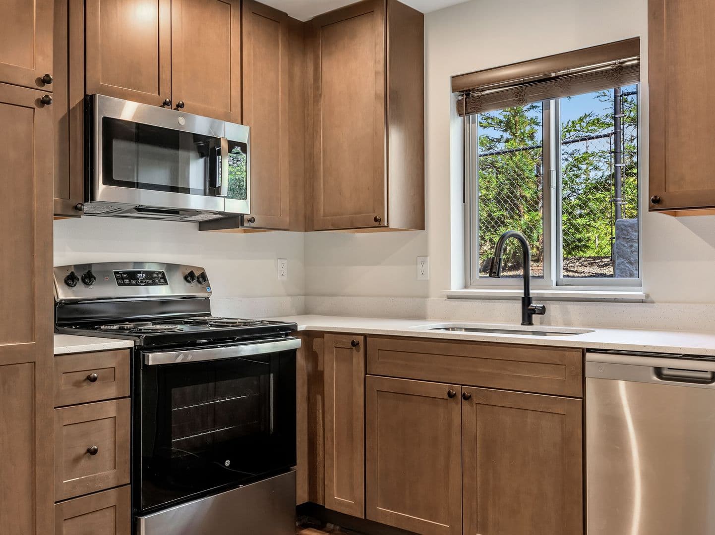 Jetty Stone Apartments ~ Jetty Stone LLC 26-04266 JSL 10 of 18