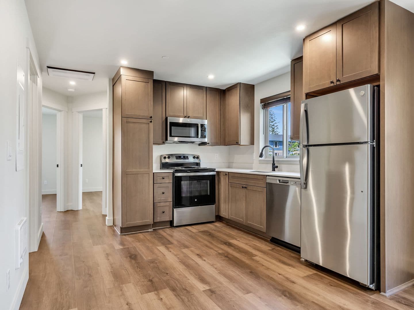 Jetty Stone Apartments ~ Jetty Stone LLC 26-04266 JSL 8 of 19