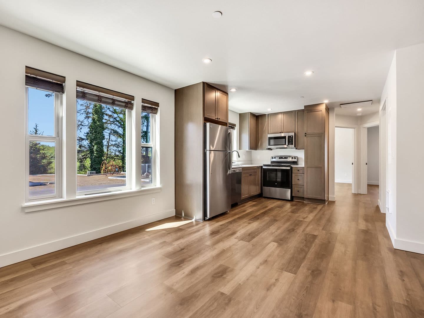 Jetty Stone Apartments ~ Jetty Stone LLC 26-04266 JSL 4 of 13