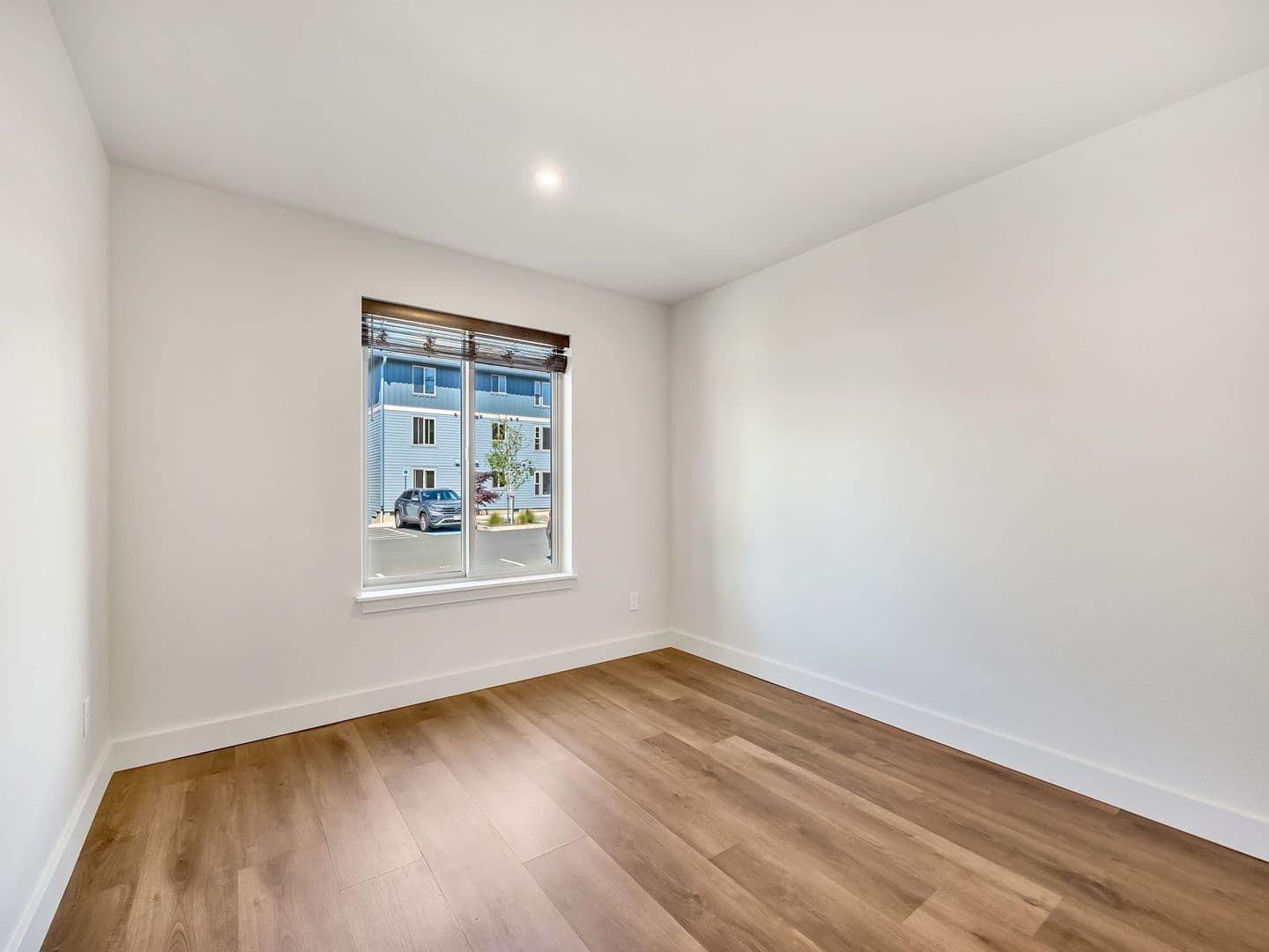 Jetty Stone Apartments ~ Jetty Stone LLC 26-04266 JSL 10 of 13