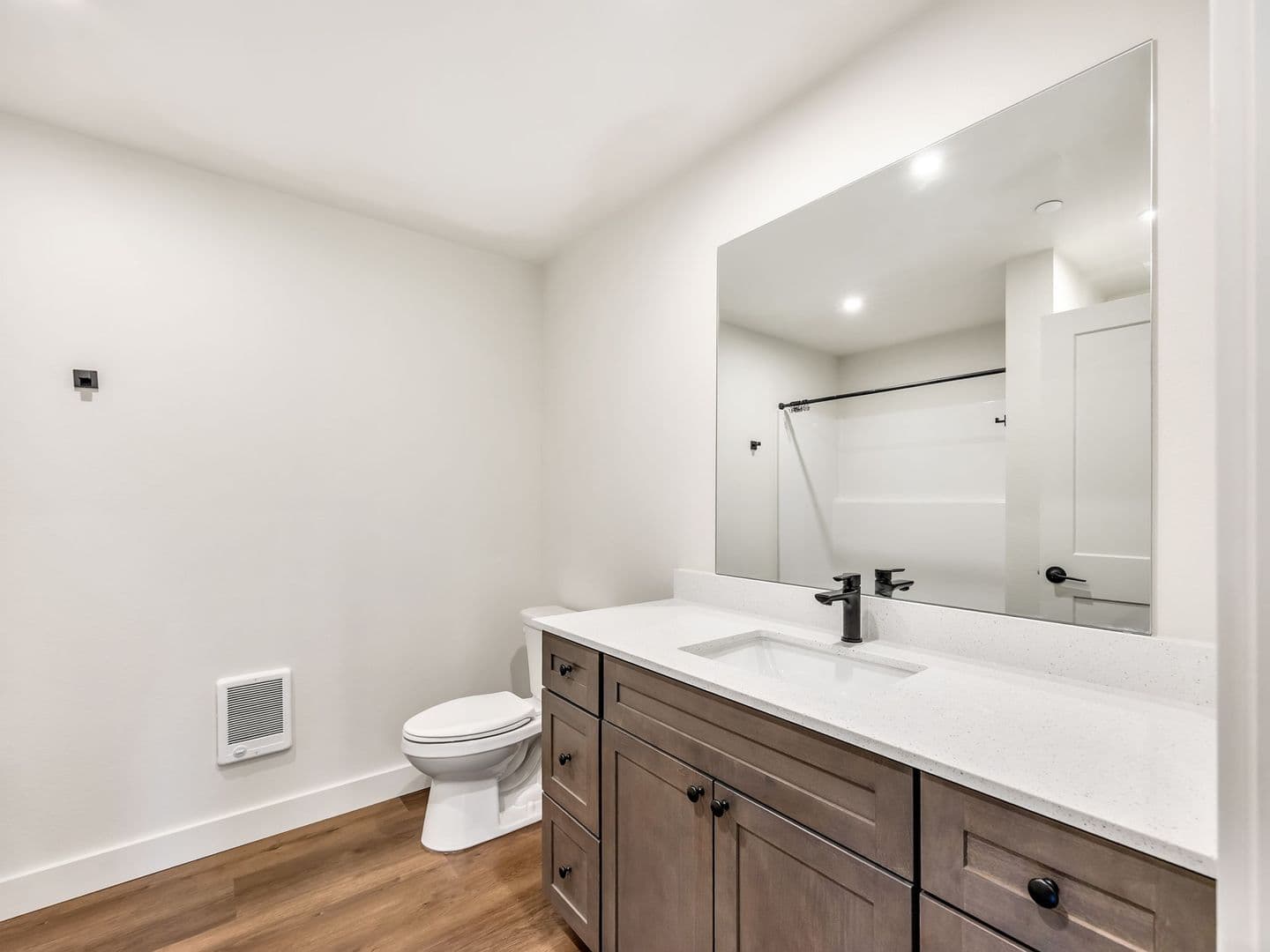 Jetty Stone Apartments ~ Jetty Stone LLC 26-04266 JSL 14 of 19