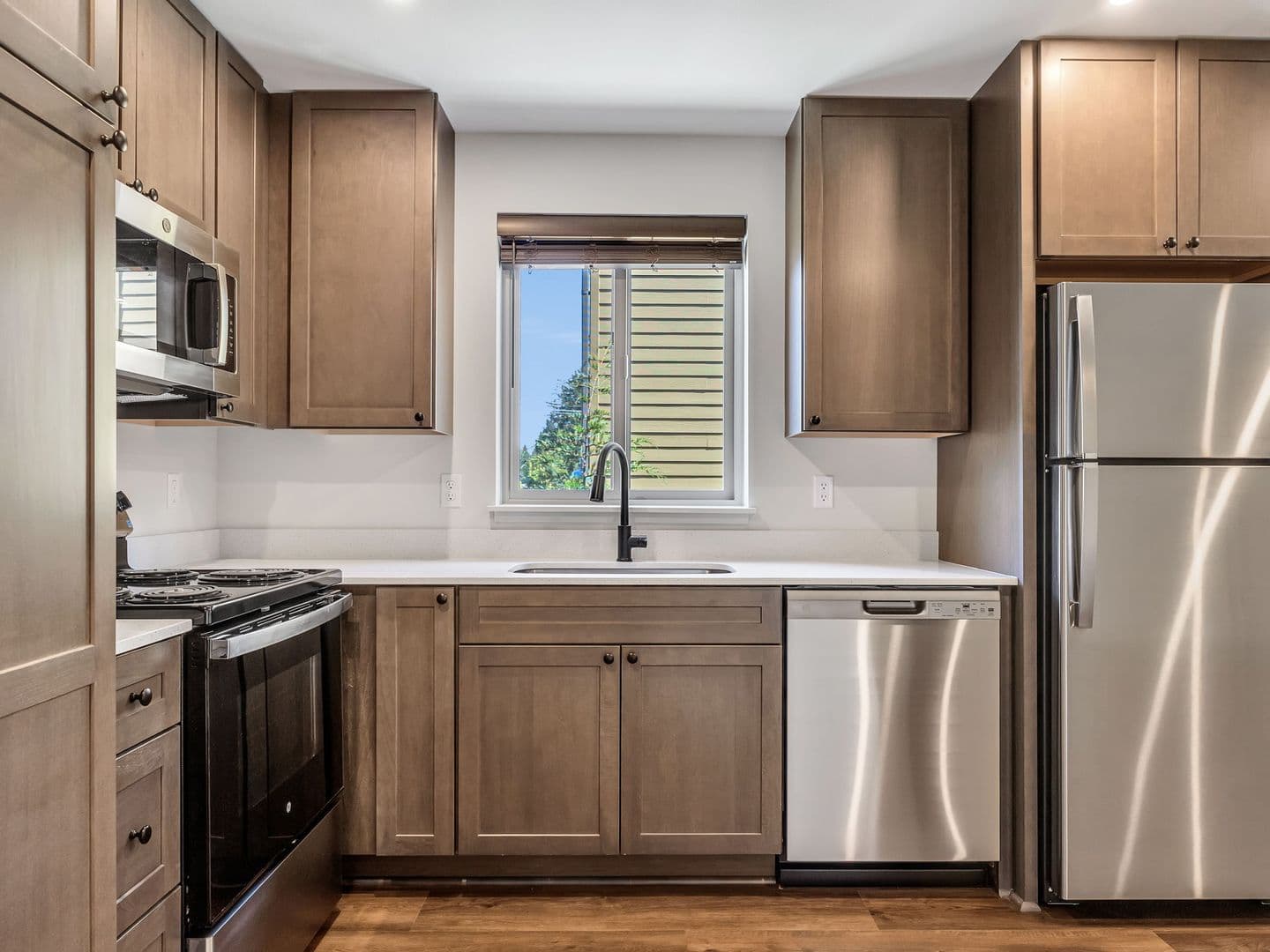 Jetty Stone Apartments ~ Jetty Stone LLC 26-04266 JSL 9 of 21