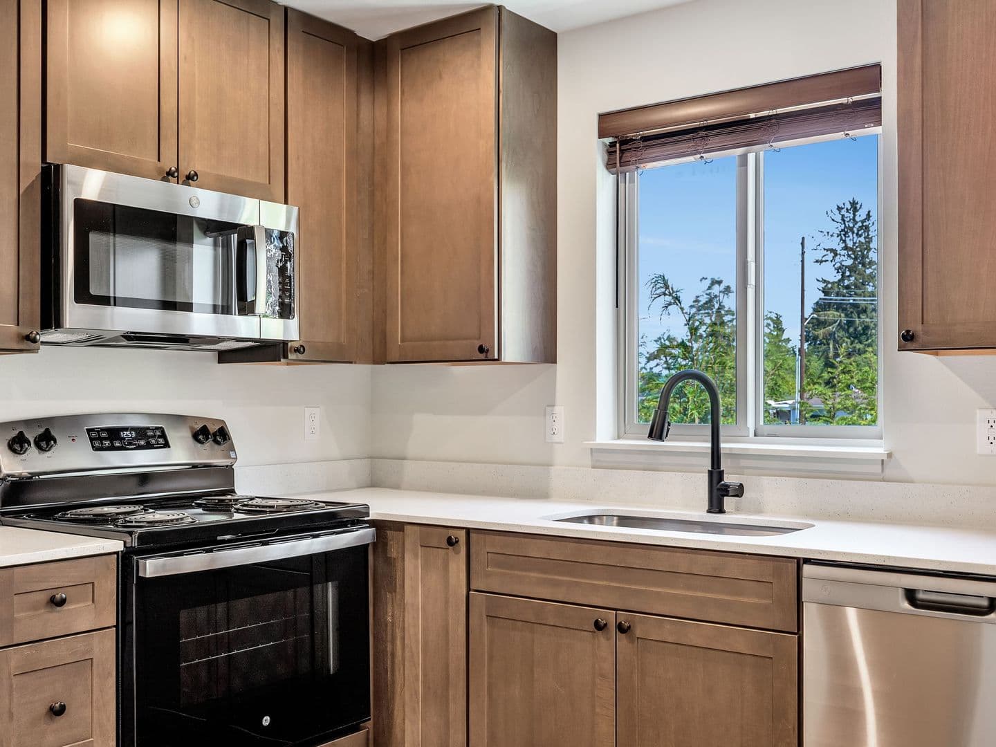 Jetty Stone Apartments ~ Jetty Stone LLC 26-04266 JSL 8 of 21