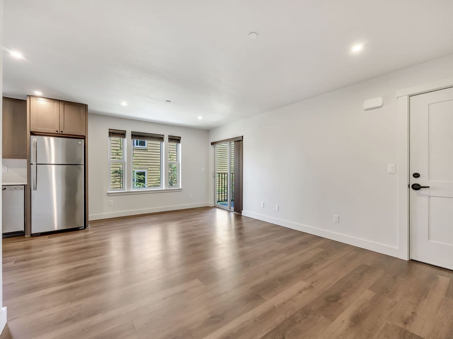 Jetty Stone Apartments ~ Jetty Stone LLC 26-04266 JSL 11 of 20