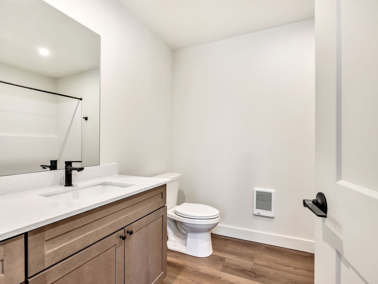Jetty Stone Apartments ~ Jetty Stone LLC 26-04266 JSL 7 of 13