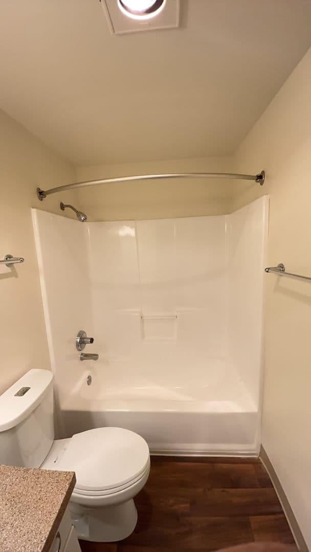 Springbrook Apartments (530) 16 of 22