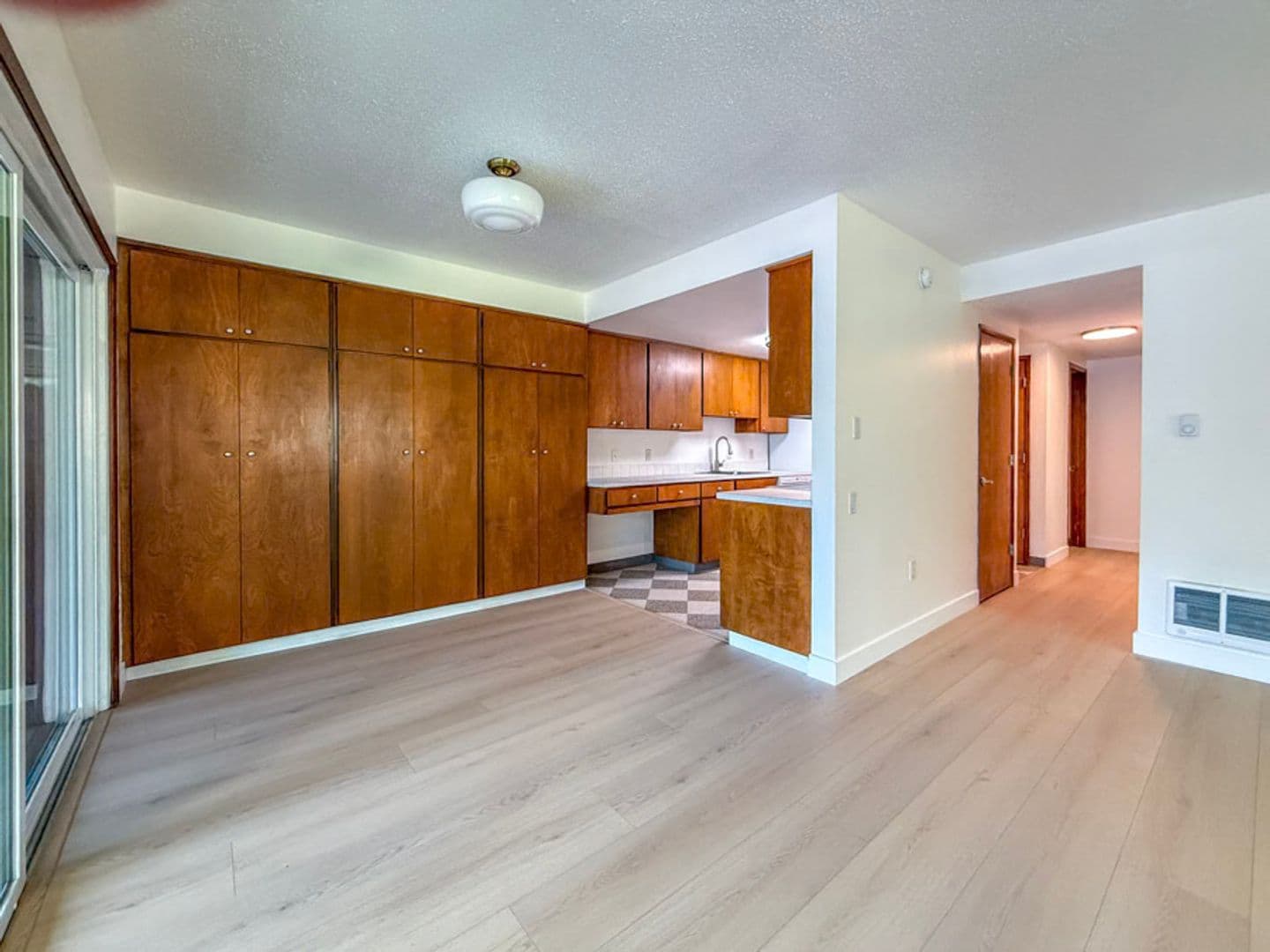 King City Apartments (963) 8 of 15