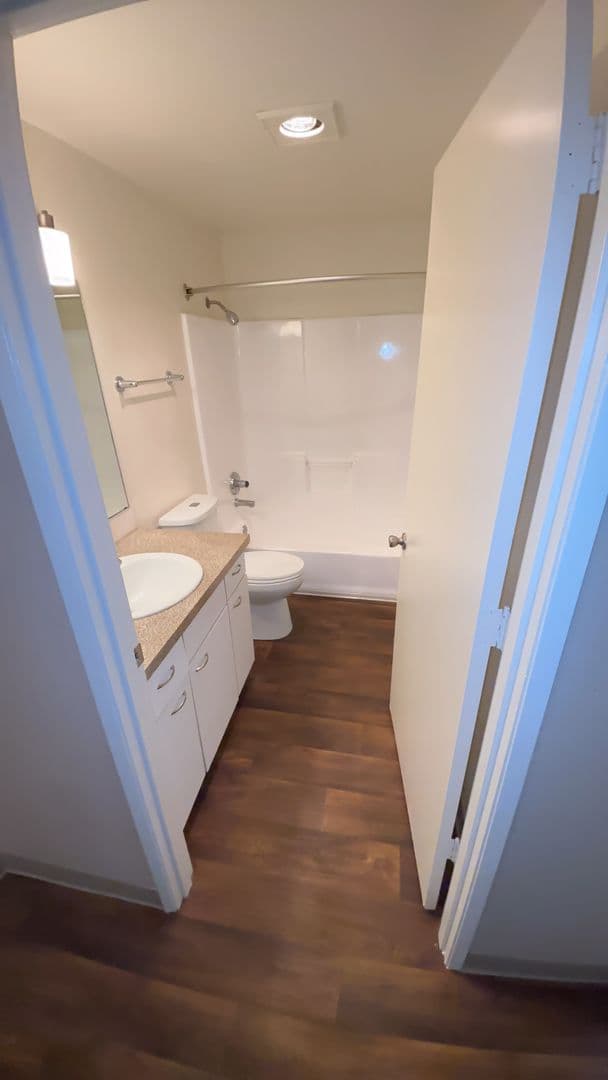 Springbrook Apartments (530) 12 of 22