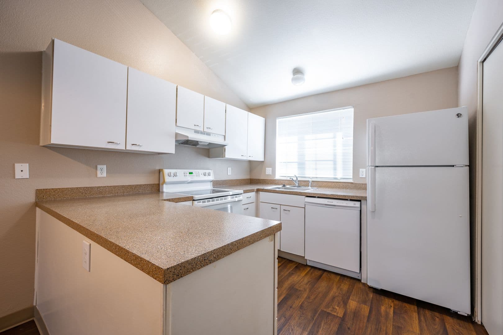 Springbrook Apartments (530) 1 of 22