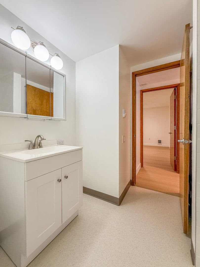 King City Apartments (963) 12 of 15