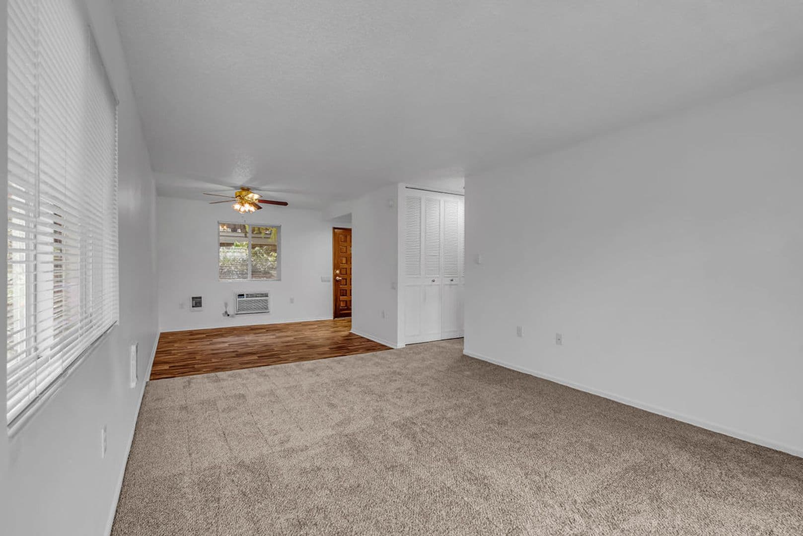 King City Apartments (963) 3 of 4