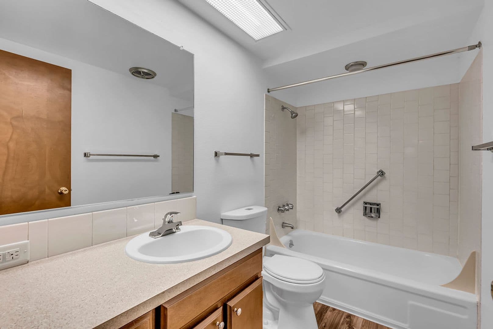 King City Apartments (963) 21 of 22