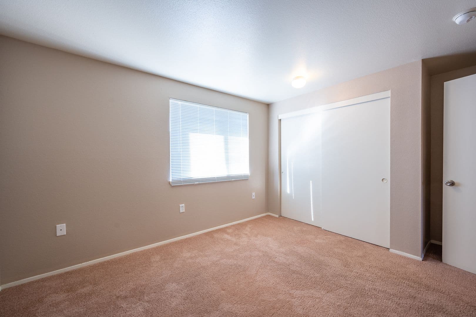 Springbrook Apartments (530) 2 of 22
