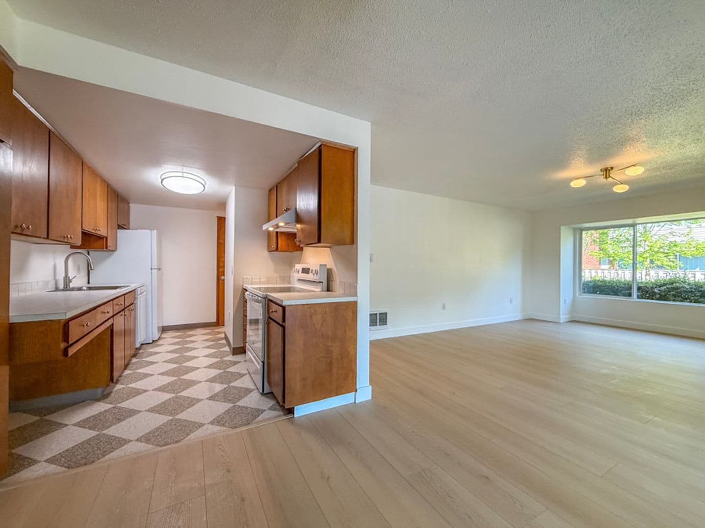 King City Apartments (963) 7 of 15