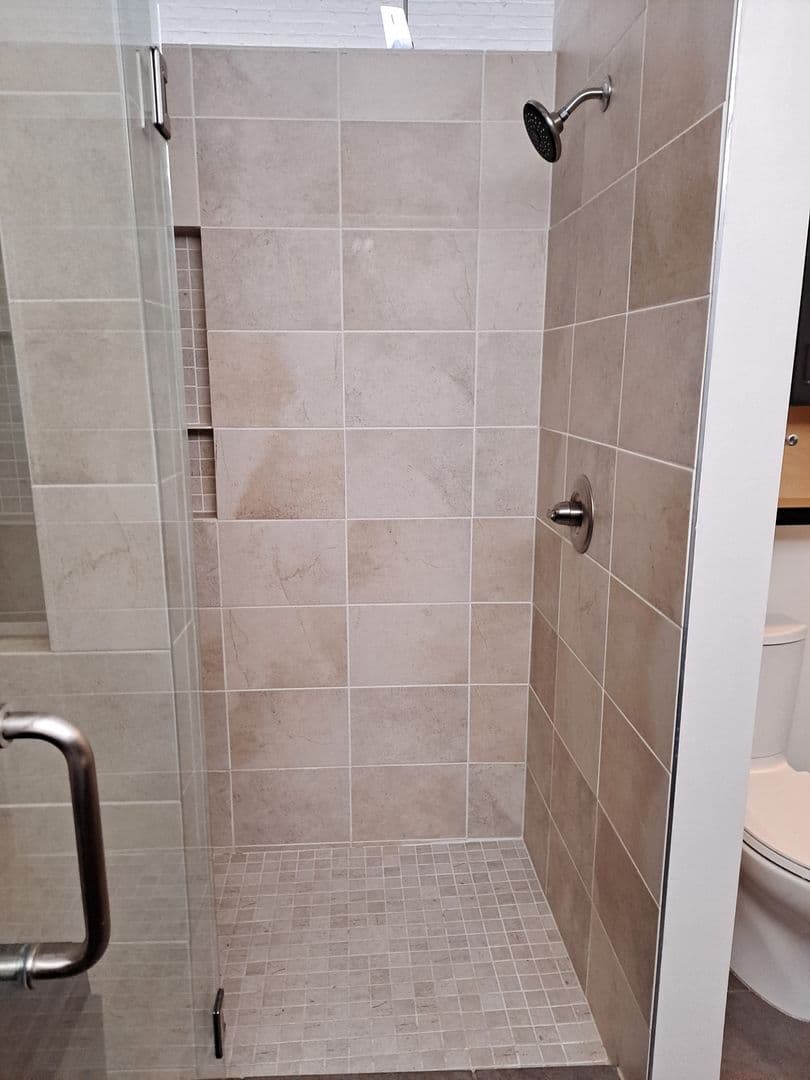 East End Village Master Tenant LLC 7 of 100