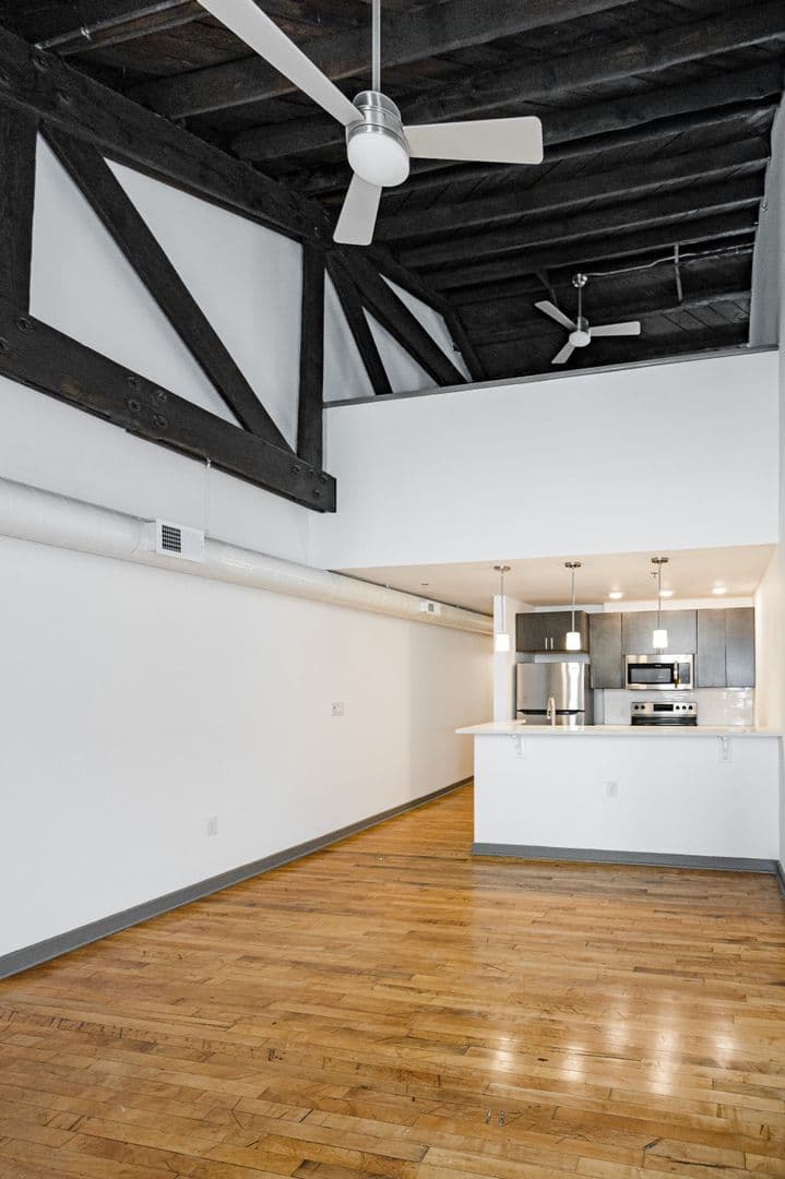 1809 E Franklin Street Tenant 1 of 28