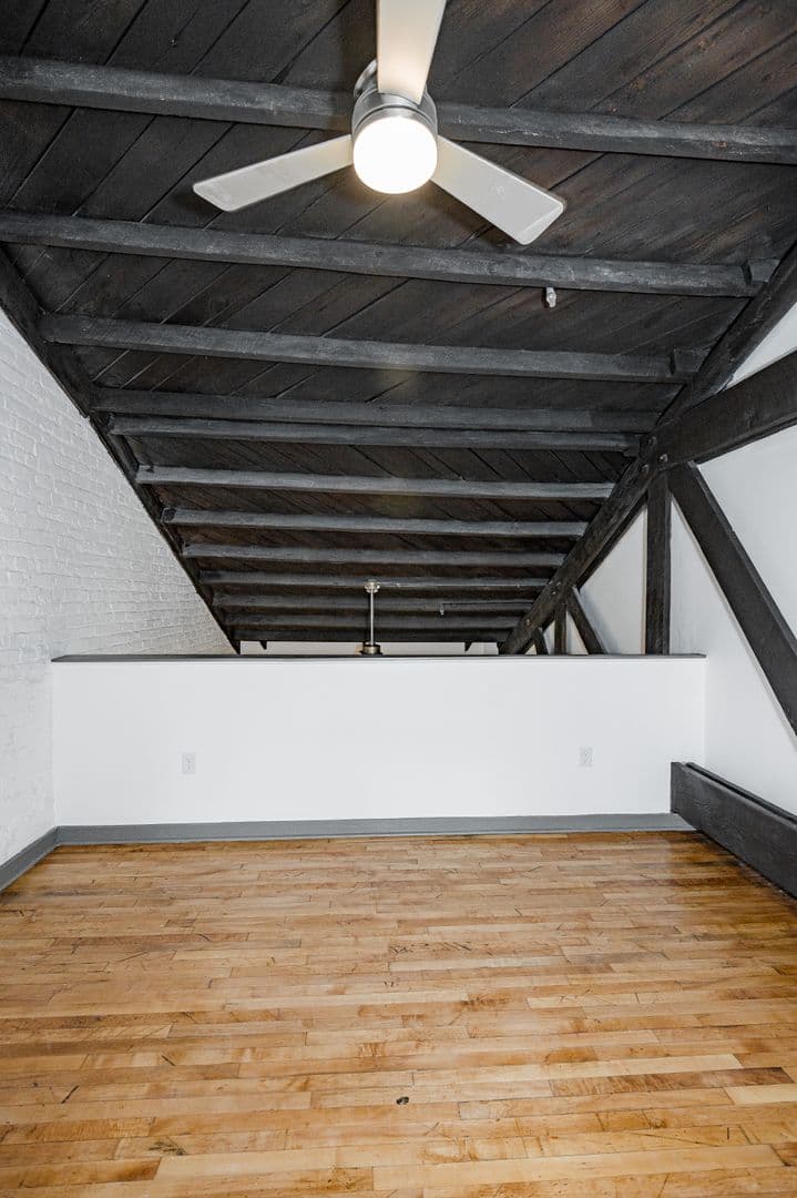 1809 E Franklin Street Tenant 2 of 6