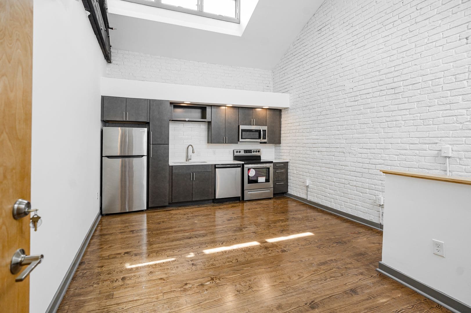 1809 E Franklin Street Tenant 2 of 15