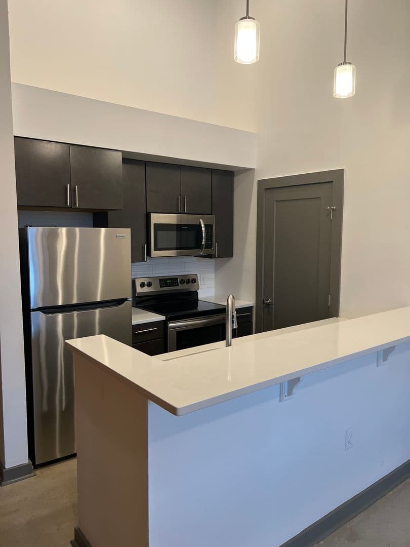 1711 East Main Street Tenant 2 of 6