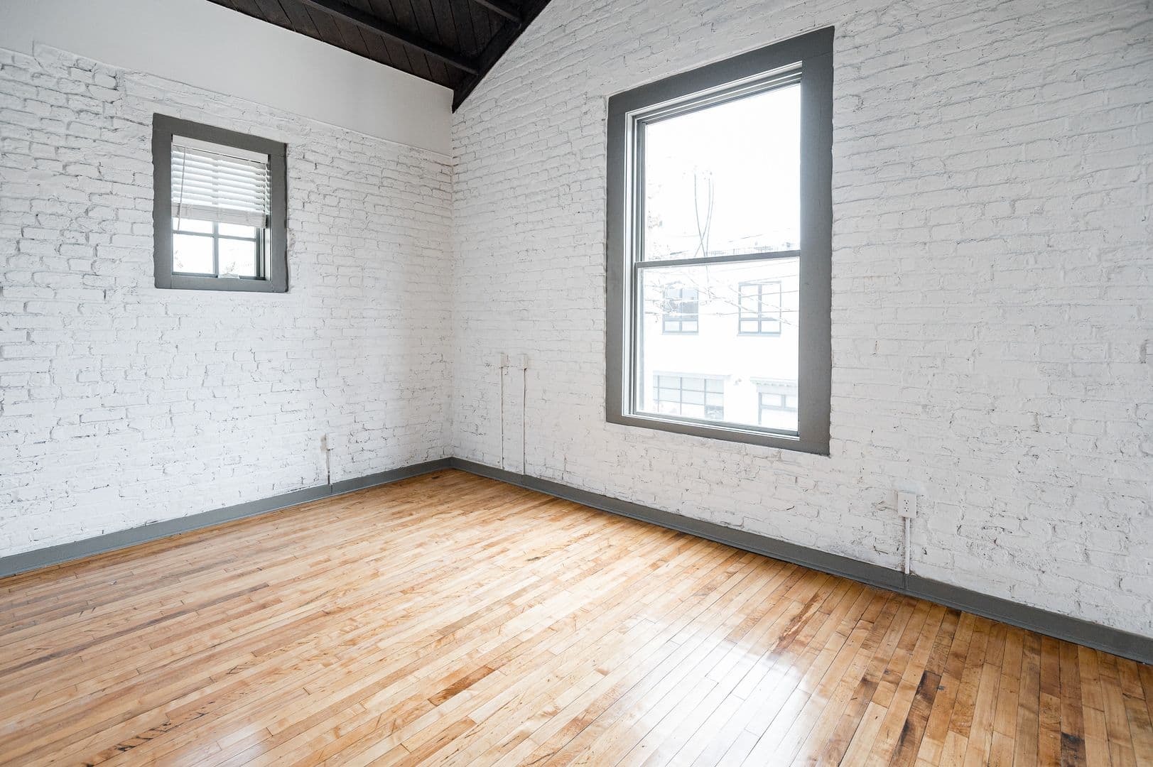 1809 E Franklin Street Tenant 3 of 6