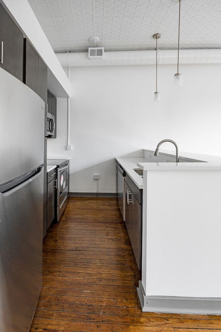 1711 East Main Street Tenant 7 of 15