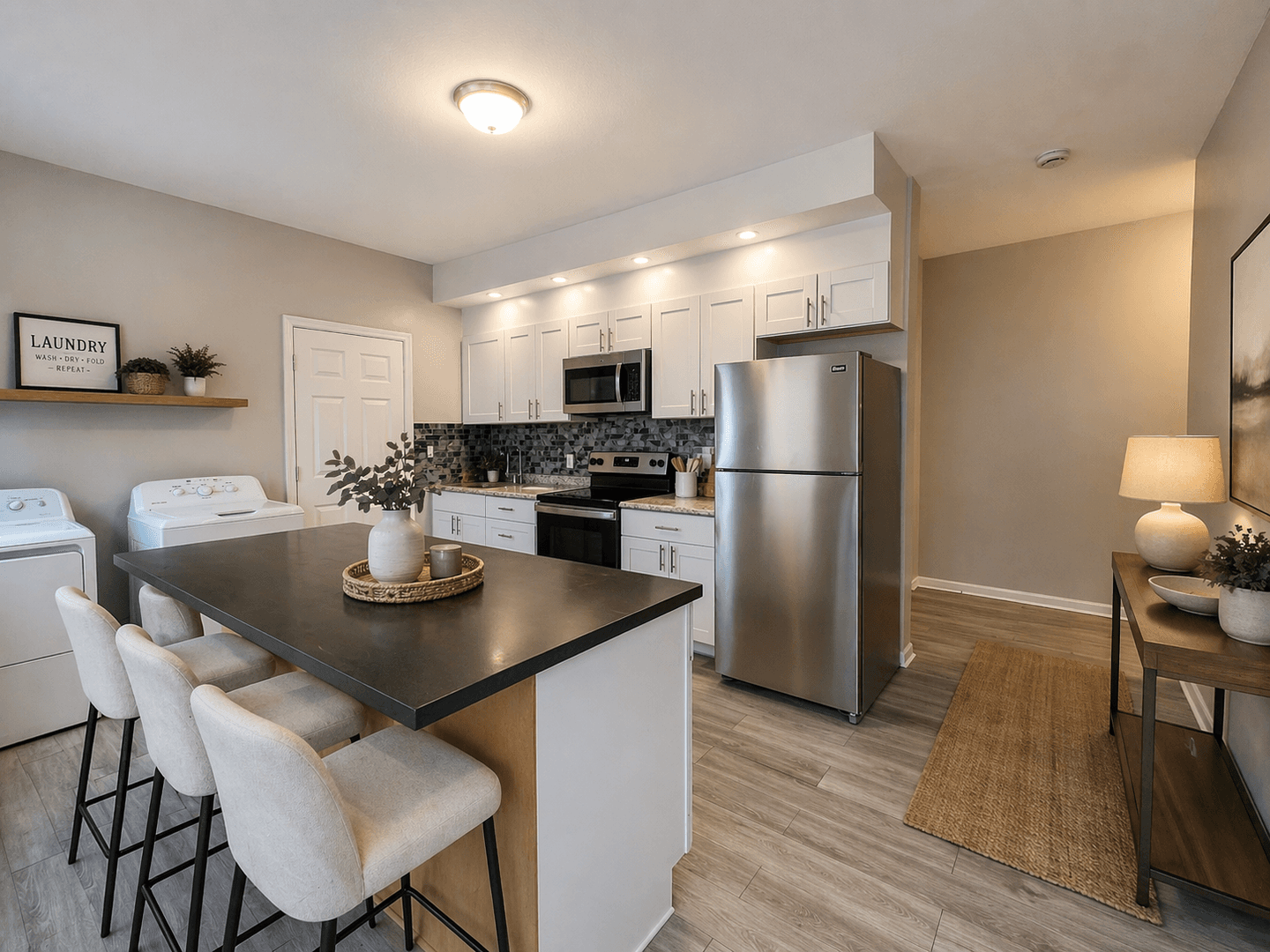 *LEASING SPECIAL - 1 MONTH OF FREE RENT* - Newly Renovated 3 Bedroom 14 of 23