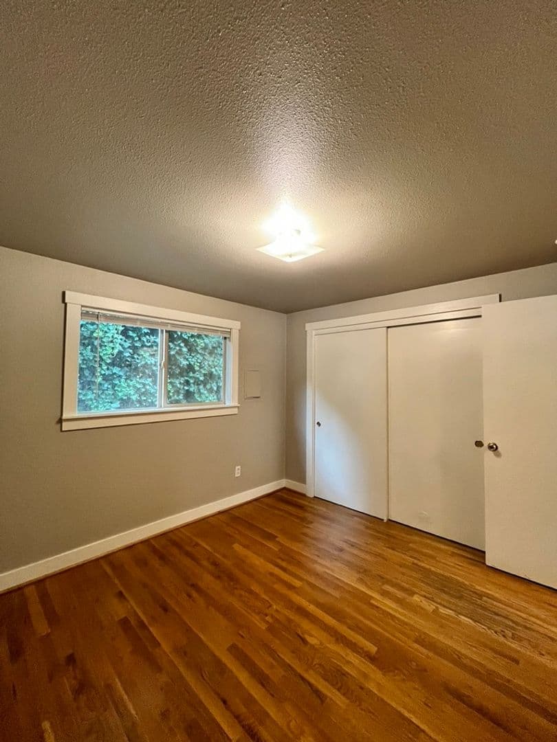 Division Apartments 9 of 14