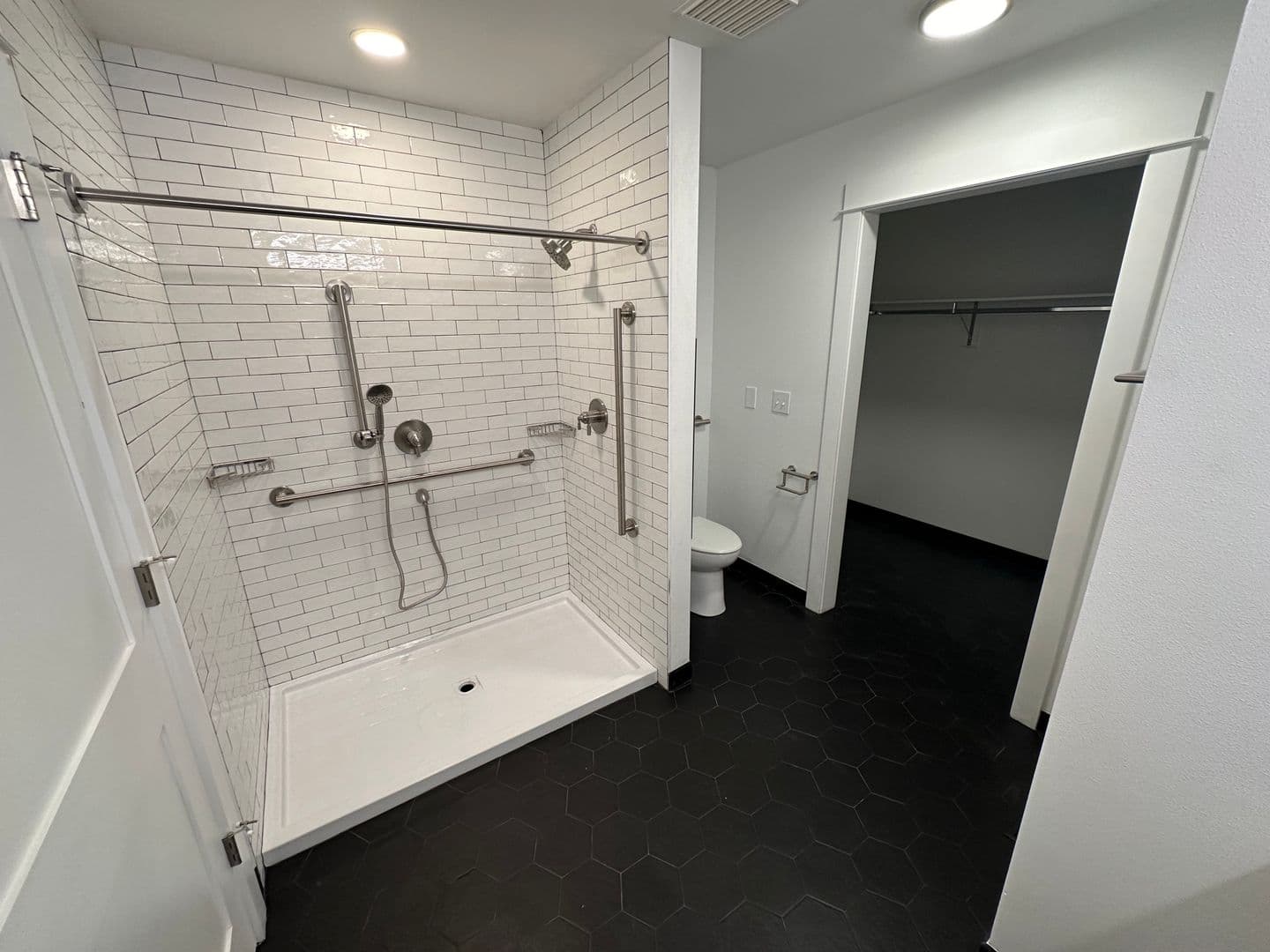 Sunray Terrace Senior Apartments 8 of 25