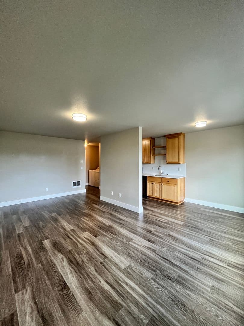 The Maverick Apartments 2 of 16