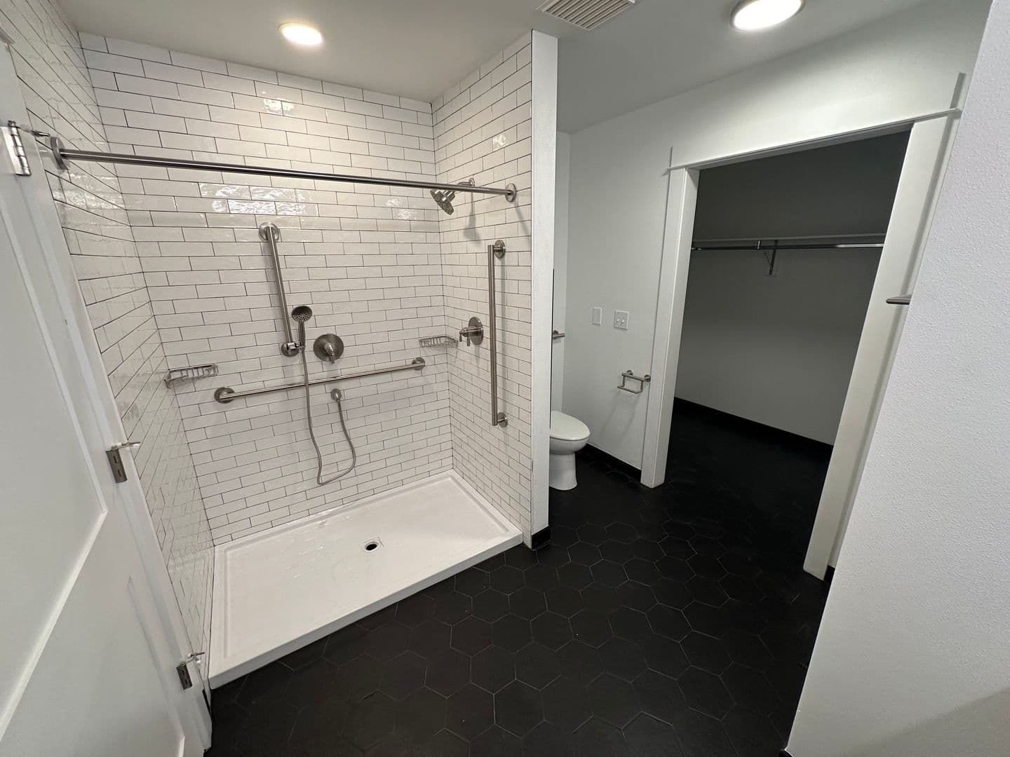 Sunray Terrace Senior Apartments 8 of 25