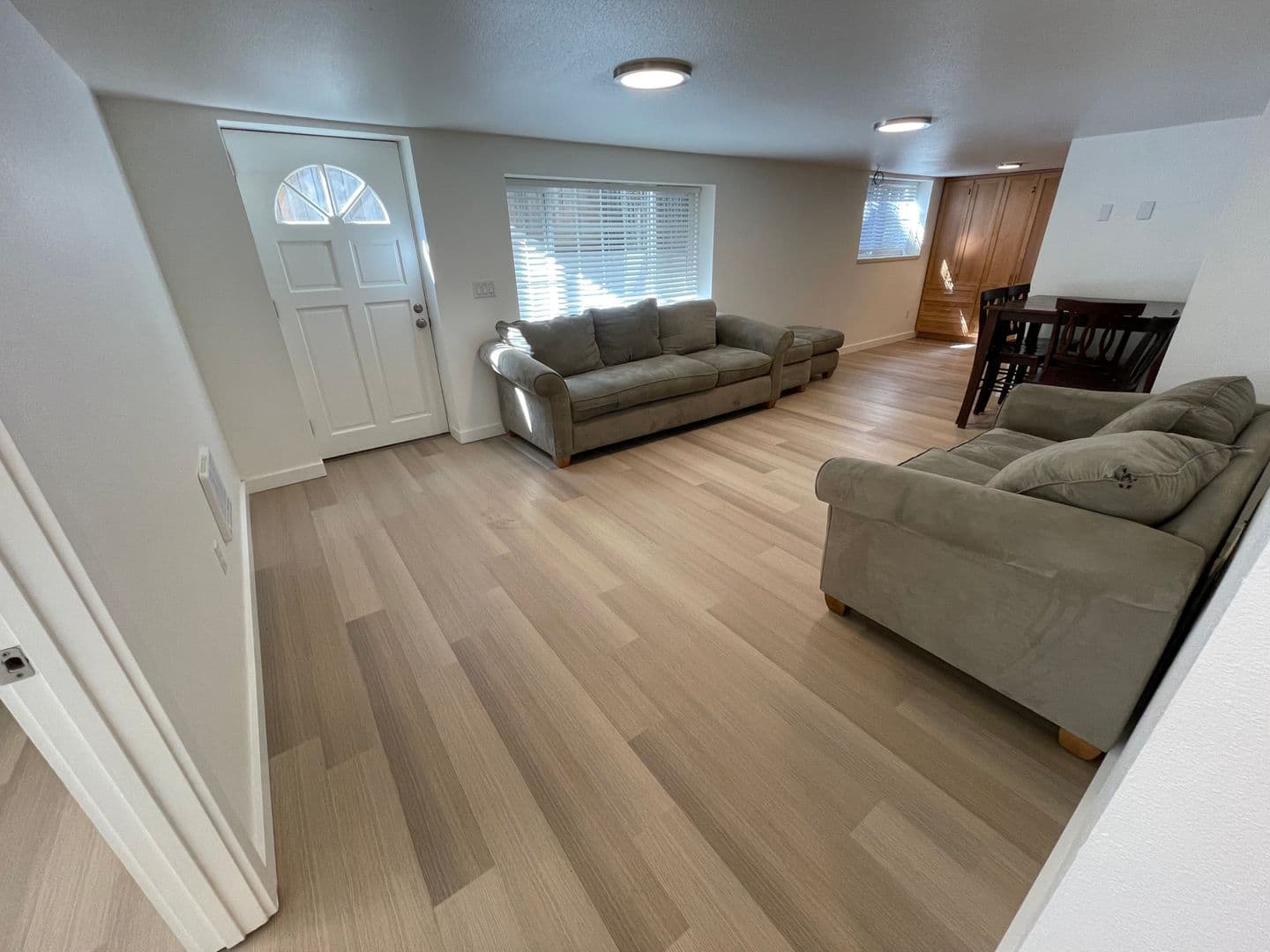 Large Private Bedroom / Furnished! Beautifully Renovated Shared Irvington Apartment Home! 9 of 14