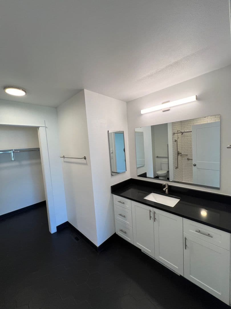 Sunray Terrace Senior Apartments 11 of 21
