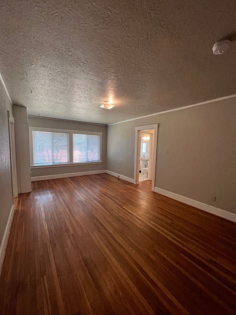 Rose Court 2 of 11