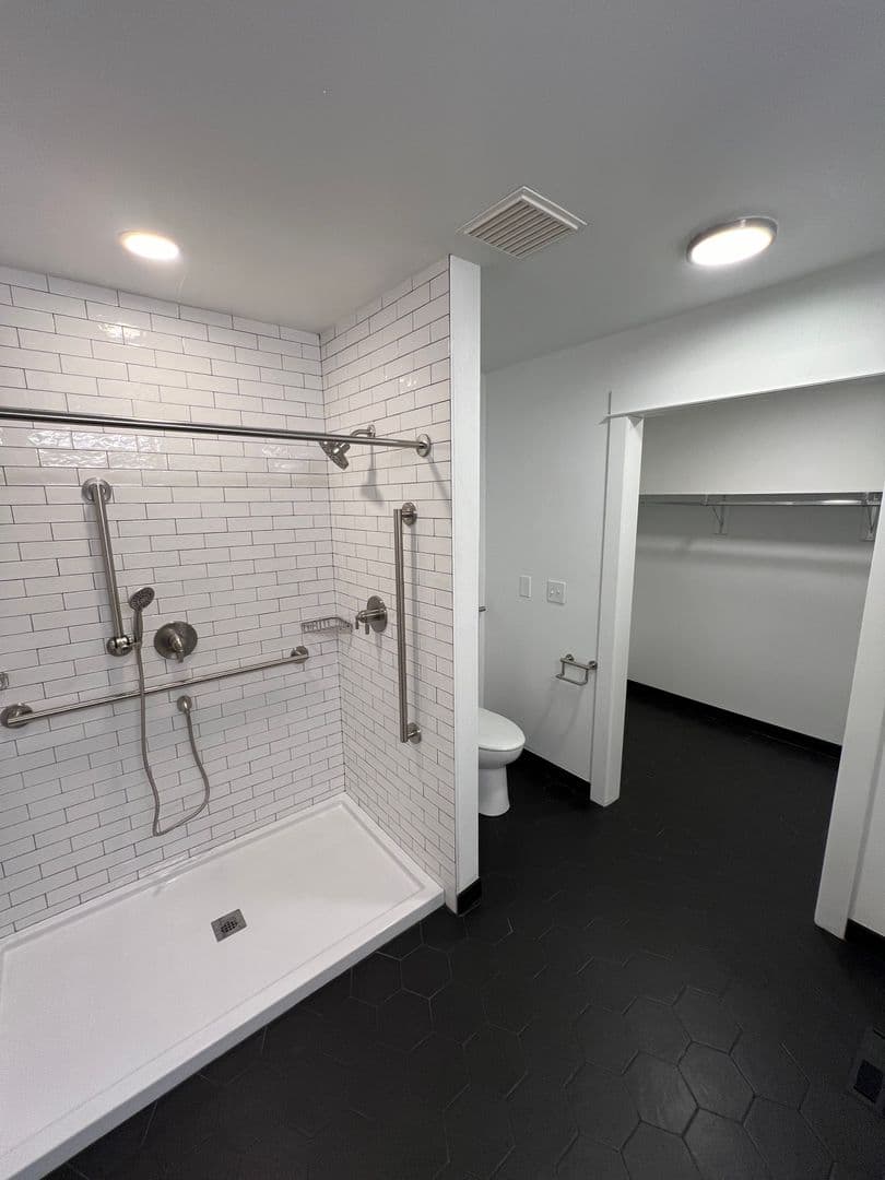 Sunray Terrace Senior Apartments 9 of 21