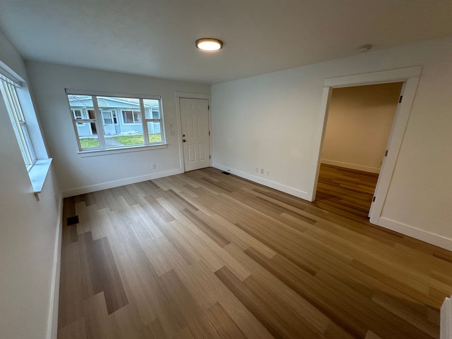 Sunray Terrace Senior Apartments 4 of 25
