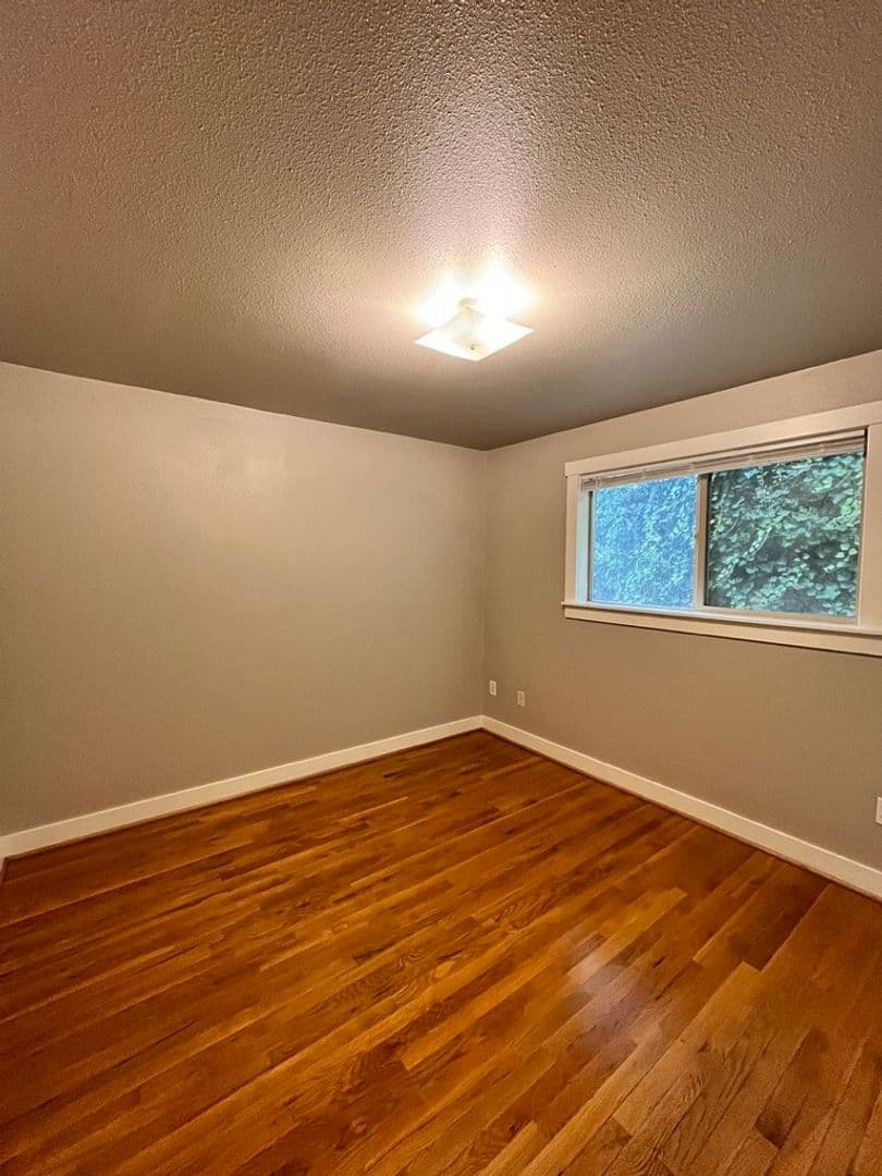 Division Apartments 10 of 14