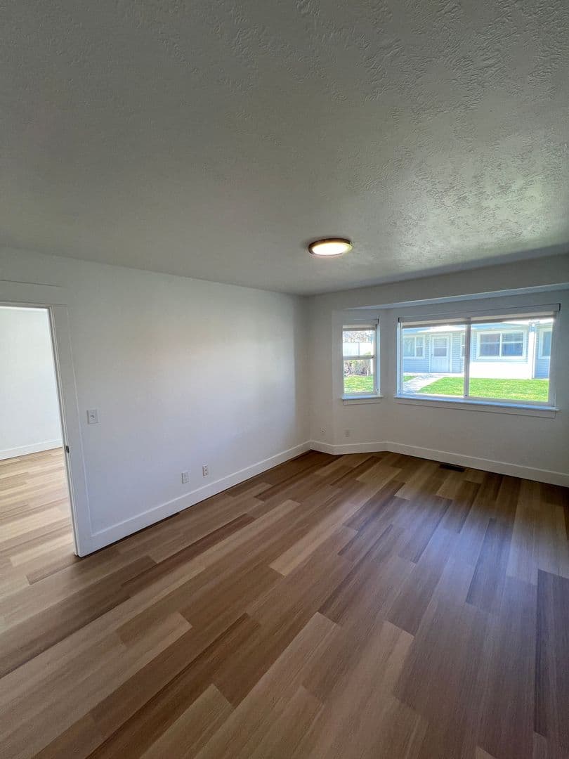 Sunray Terrace Senior Apartments 7 of 21