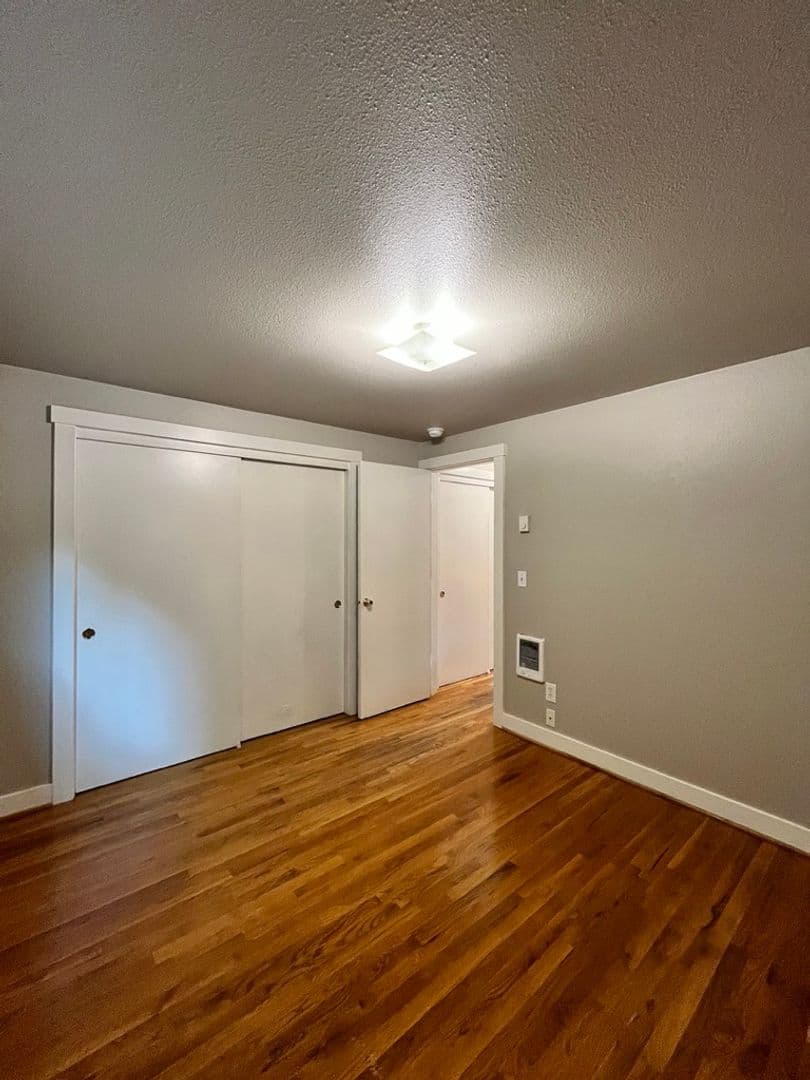 Division Apartments 11 of 14