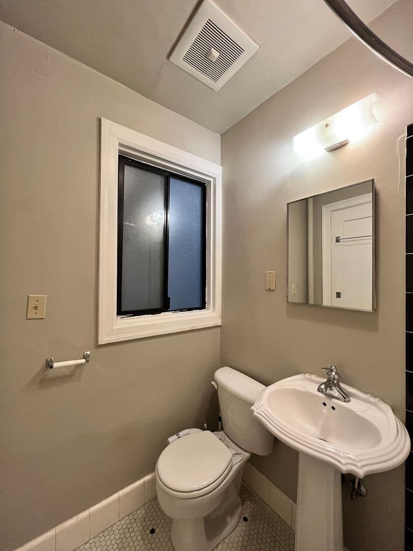 Belmont Court 9 of 13
