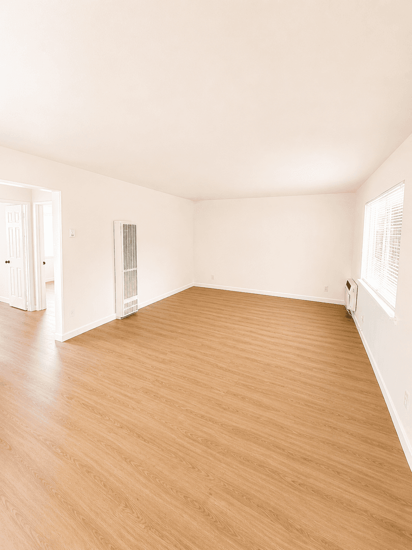 Riverside Apartments 2 of 7