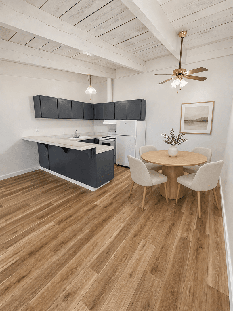 Rancho Carmel Apartments 6 of 9