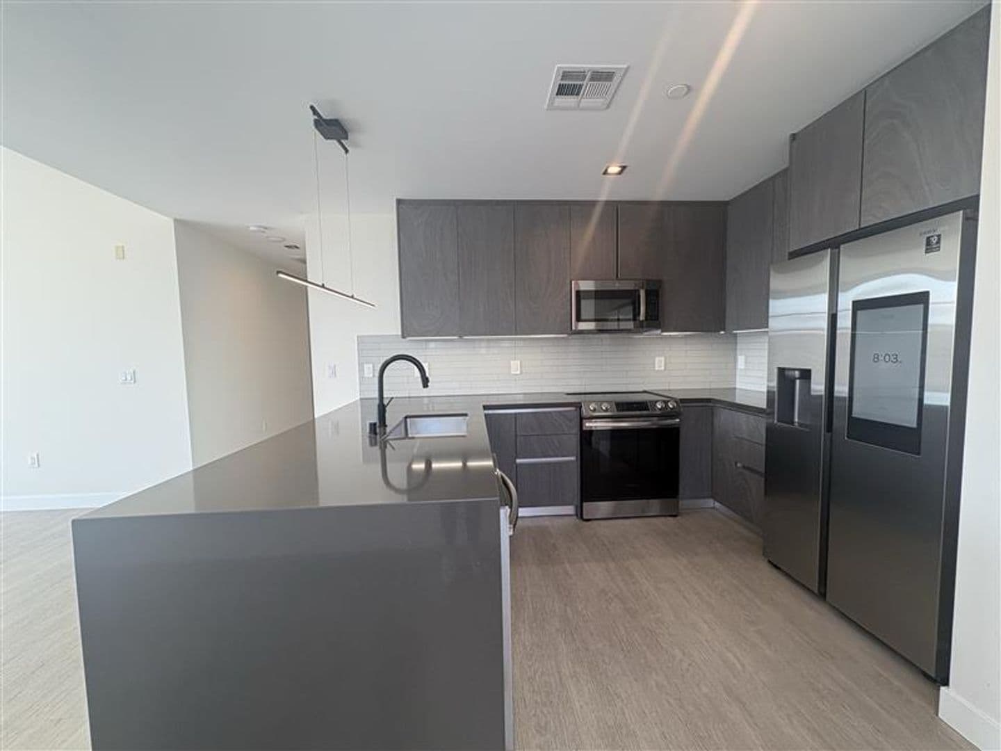 495 Promenade Ave 11 of 29