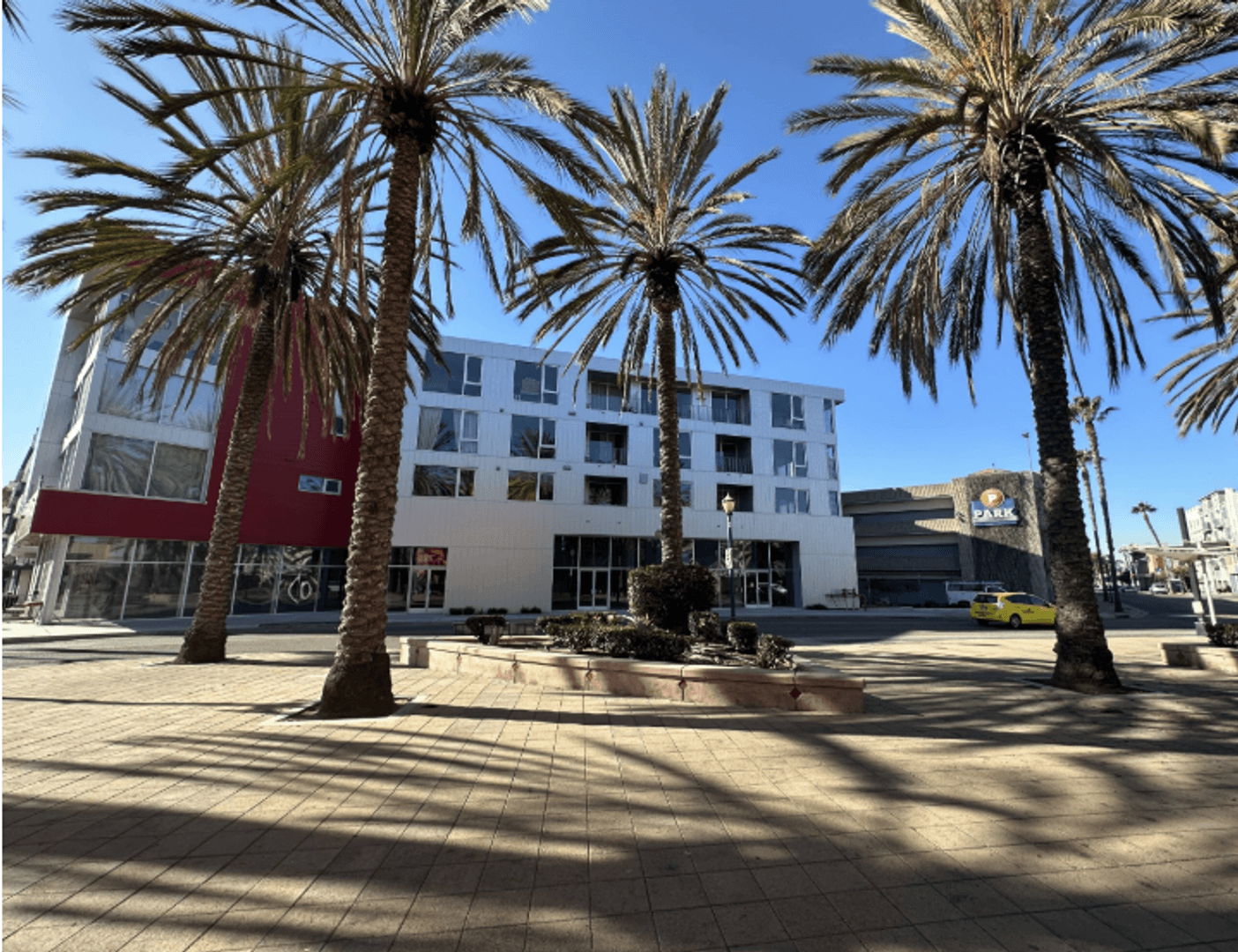495 Promenade Ave 31 of 33