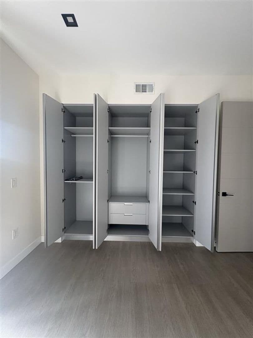 495 Promenade Ave 27 of 29