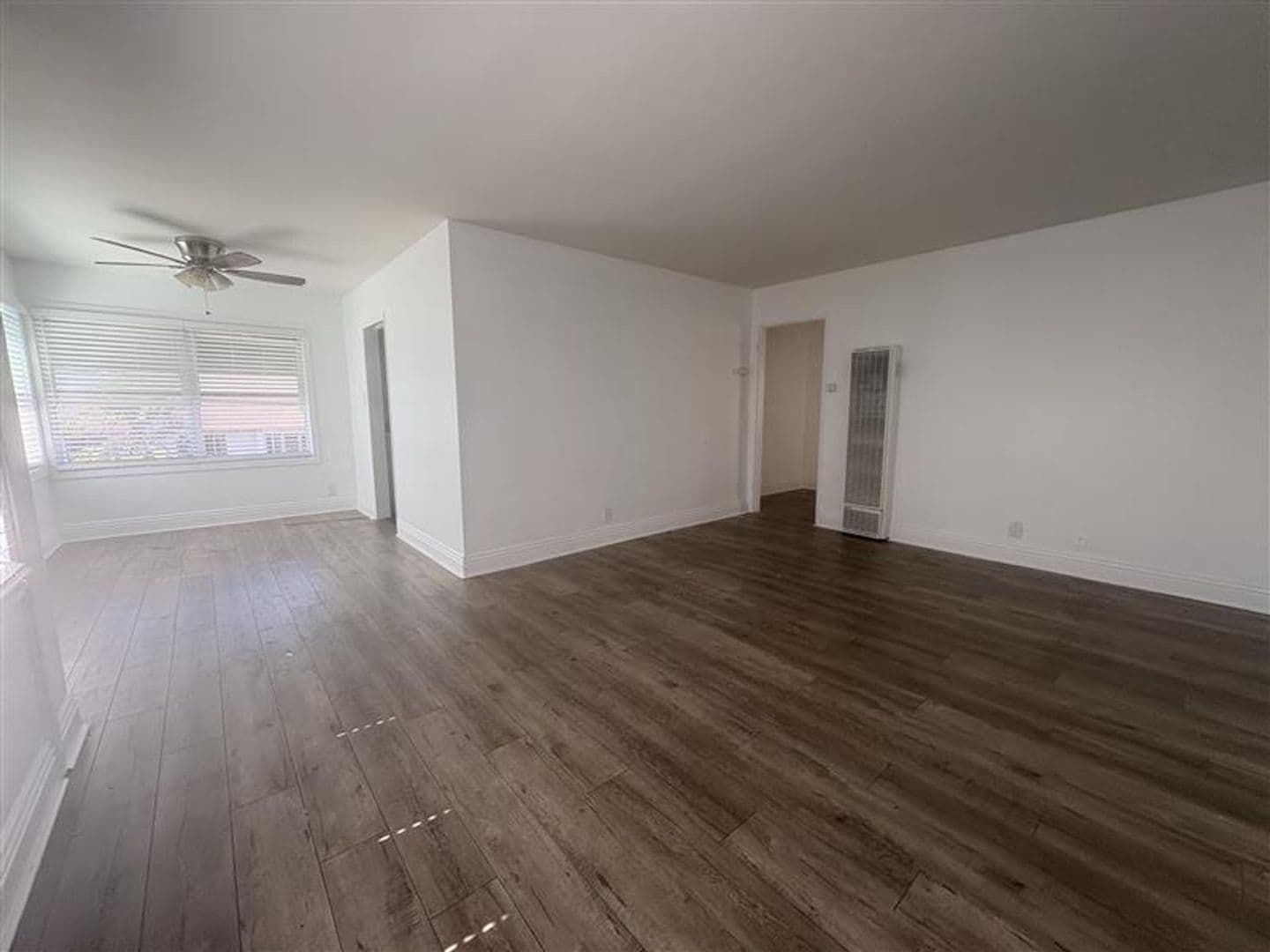 201-209 E 12th St Apts 14 of 16