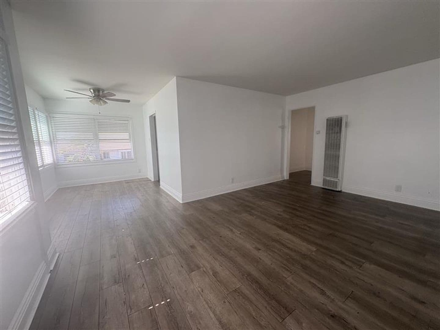 201-209 E 12th St Apts 5 of 16