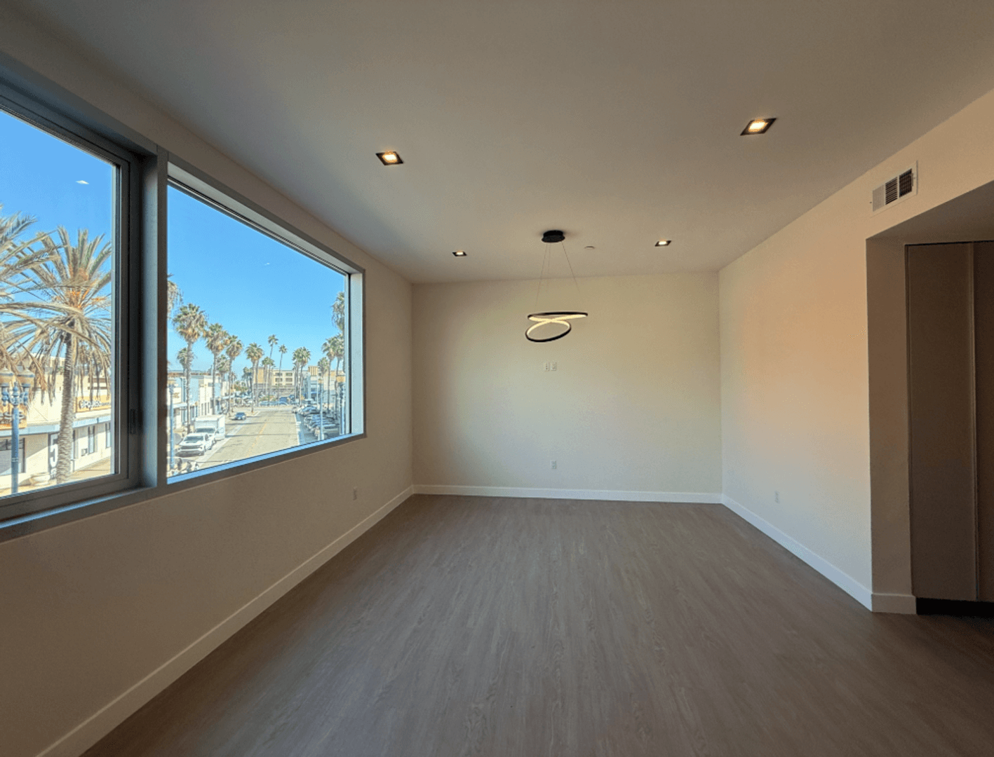495 Promenade Ave 19 of 33