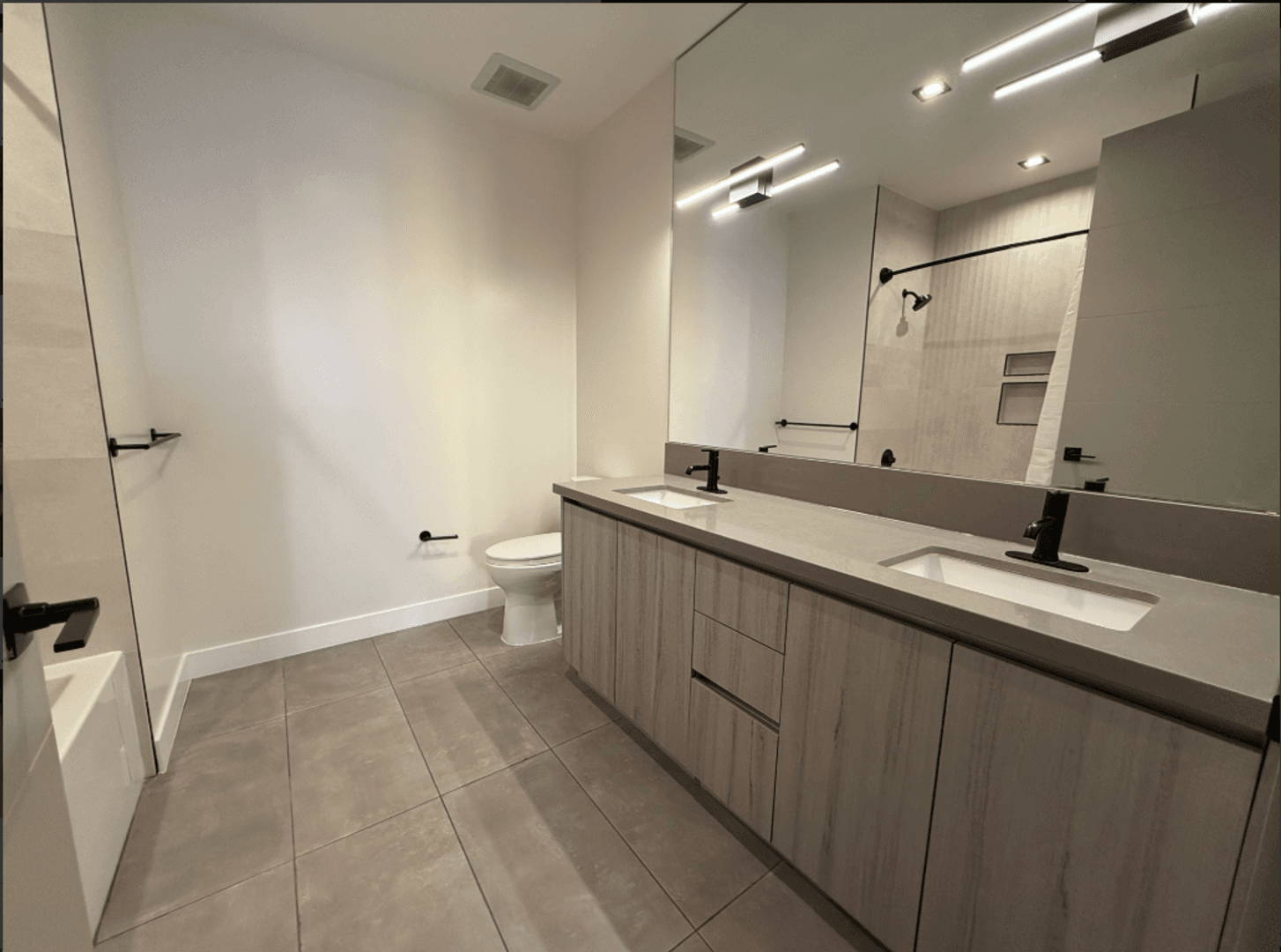 495 Promenade Ave 7 of 22