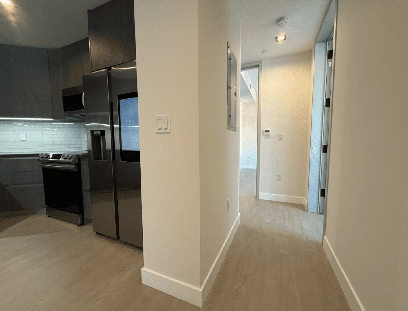 495 Promenade Ave 5 of 22